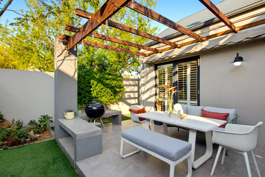 3 Bedroom Property for Sale in Aan de Wijnlanden Western Cape